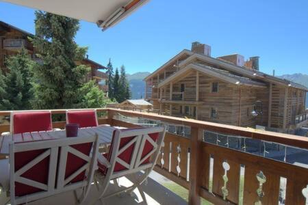 Ski-In, Chalet-Style Appt Central Verbier - 1 Min Walk To Lift Экстерьер фото